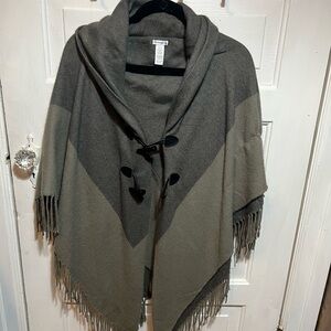 Croft & Barrow Gray Poncho with Fringe